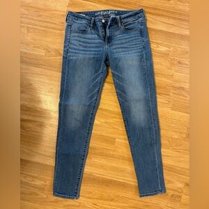 American Eagle Outfitters Women's Super Stretch Super Low Jegging. Sz 10